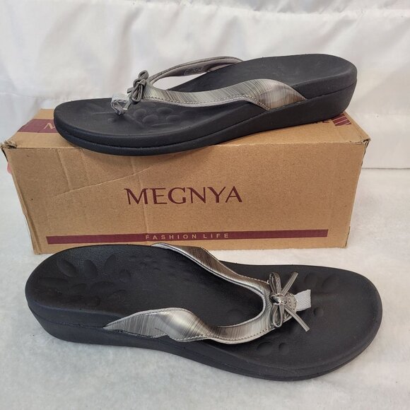 Megnya Women's Orthopedic Flip-Flops With Metallic Strap & Arch Support Size 7.5 - Picture 2 of 12